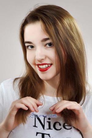 185660 - Mariya Age: 26 - Ukraine