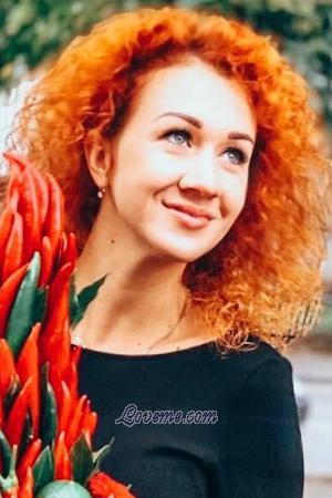 194205 - Alena Age: 34 - Ukraine