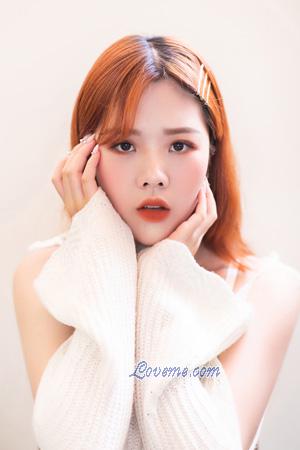 214214 - Mengxue Age: 29 - China