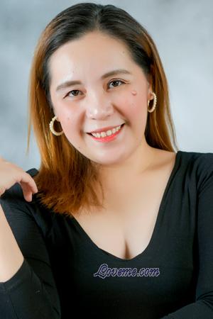 Philippines women