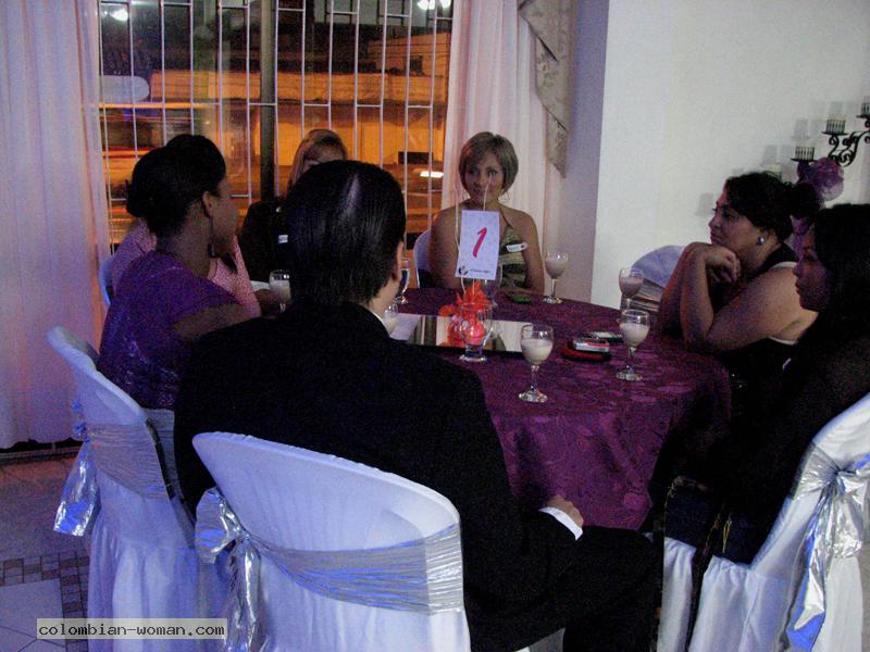 medellin-women-11